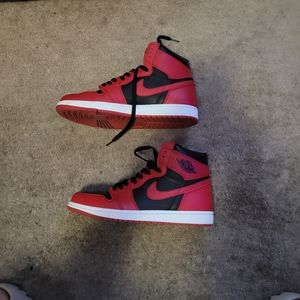 Air Jordan 1 Retro Reverse Breds SZ 10.5